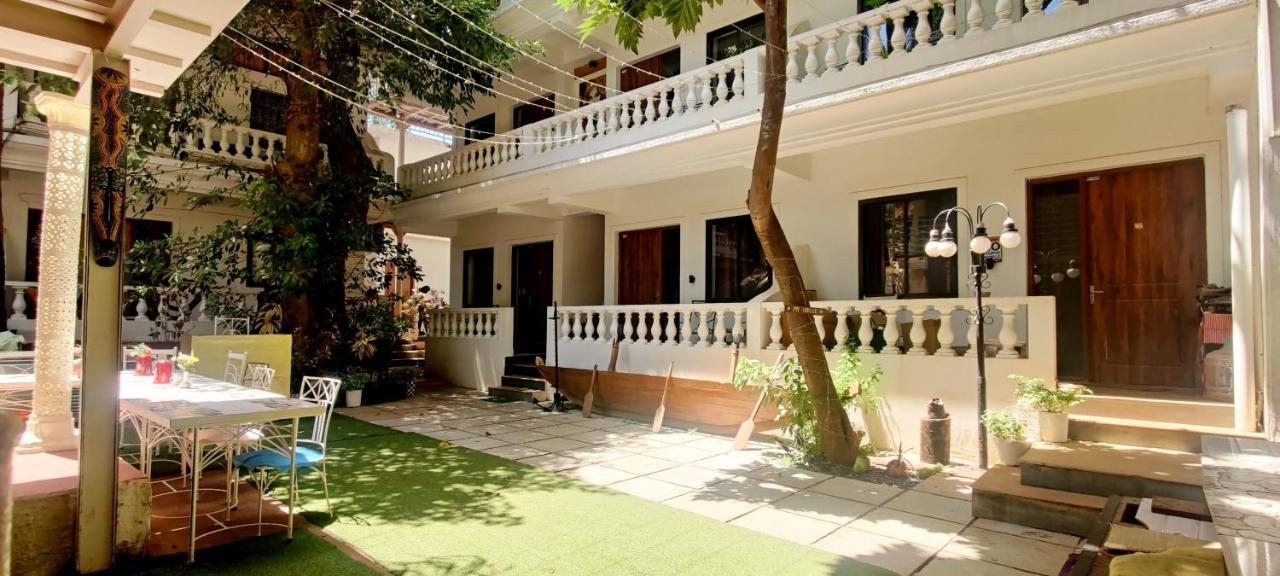 فندق Wtf My House باغا المظهر الخارجي الصورة