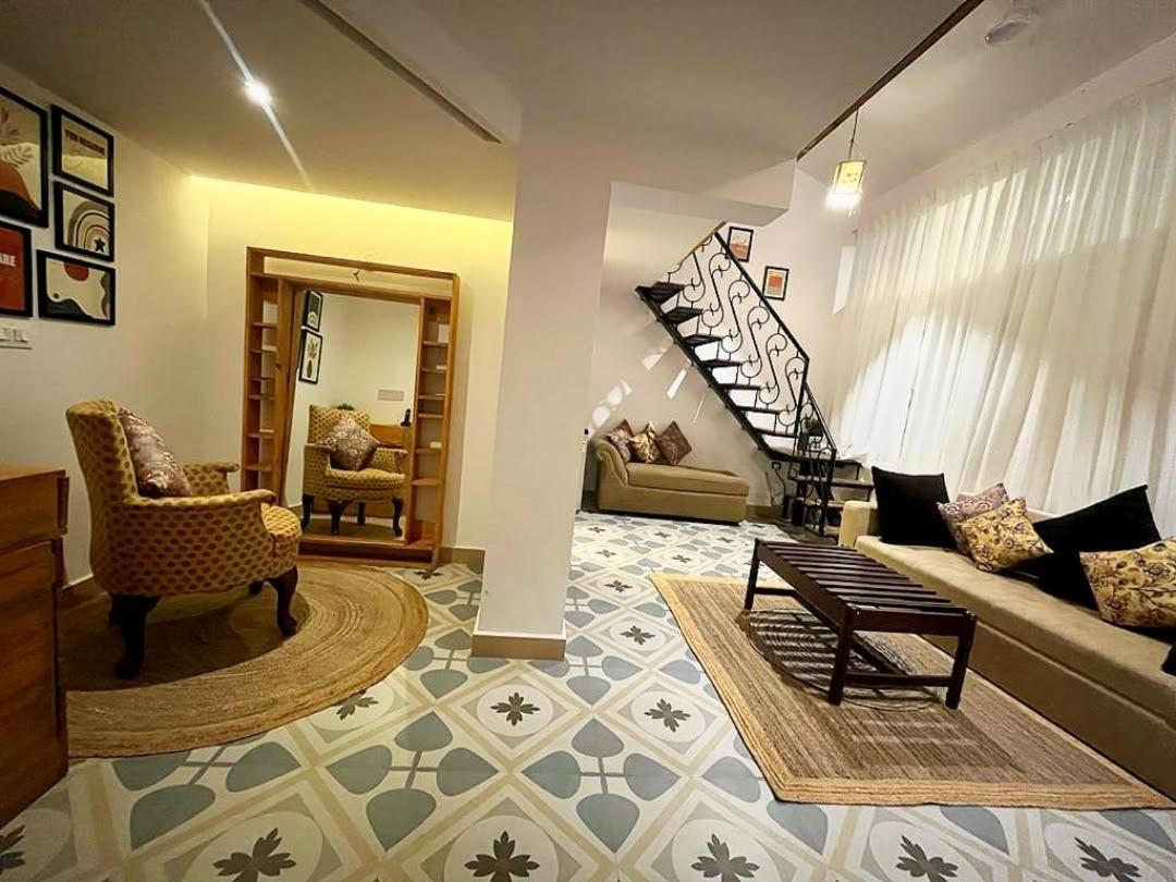 فندق Wtf My House باغا المظهر الخارجي الصورة