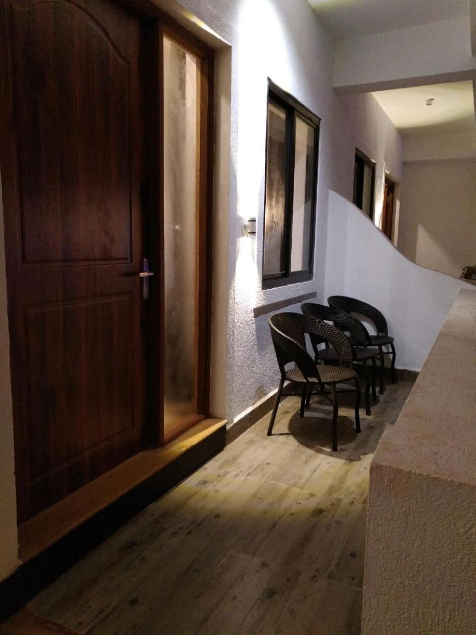 فندق Wtf My House باغا المظهر الخارجي الصورة